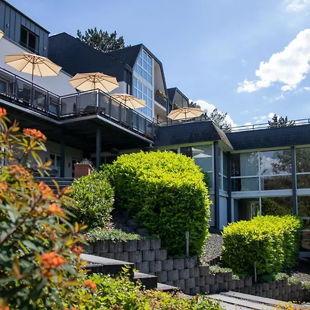 Vulcano Lindenhof 4*